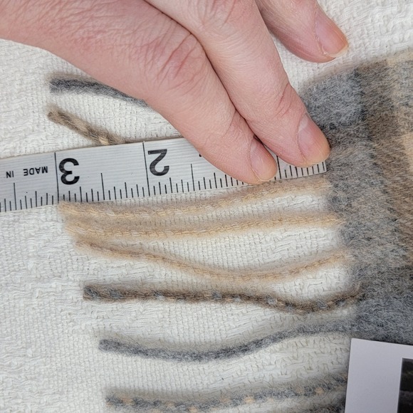 Edinburgh Cashmere NEW NWT Kids Scarf MacKellar Natural Plaid 100% Cashmere - Picture 6 of 9